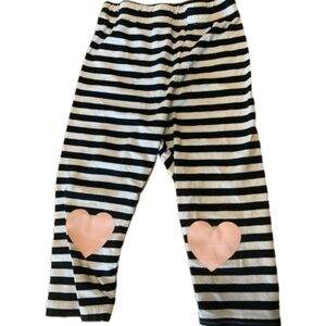 🟥3/15$ Black and White Striped Leggings with Pink Hearts